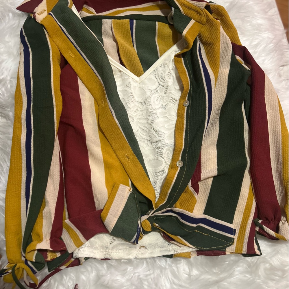 Bottom up multiple color shirt